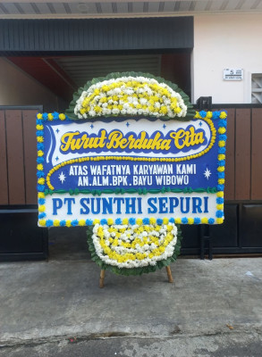 Papan Bunga Duka di Siak Kecil
