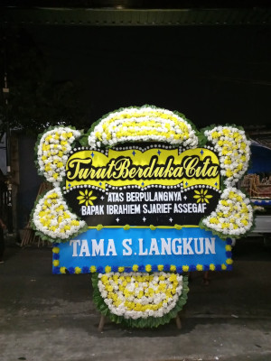Papan Bunga Duka di Siak Kecil